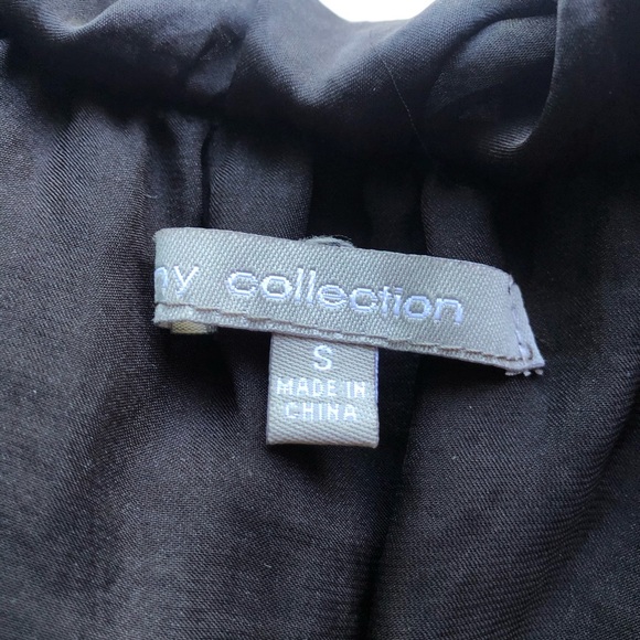 Black Ruffle Front Sleeveless Blouse - Picture 6 of 6